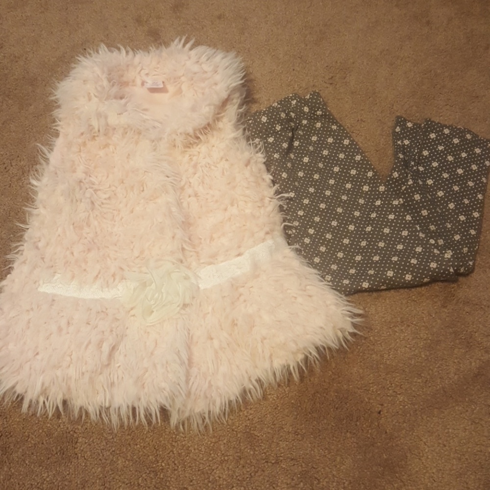 Shaggy vest with matching leggings